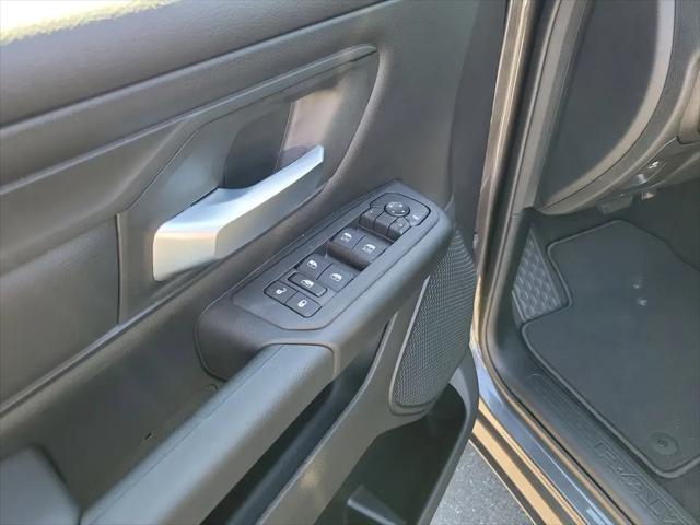 2026 Ram 1500 Express Crew Cab 4x4 57 Box