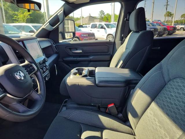 2026 Ram 1500 Express Crew Cab 4x4 57 Box