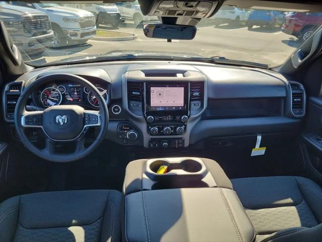 2026 Ram 1500 Express Crew Cab 4x4 57 Box