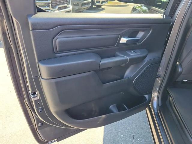 2026 Ram 1500 Express Crew Cab 4x4 57 Box