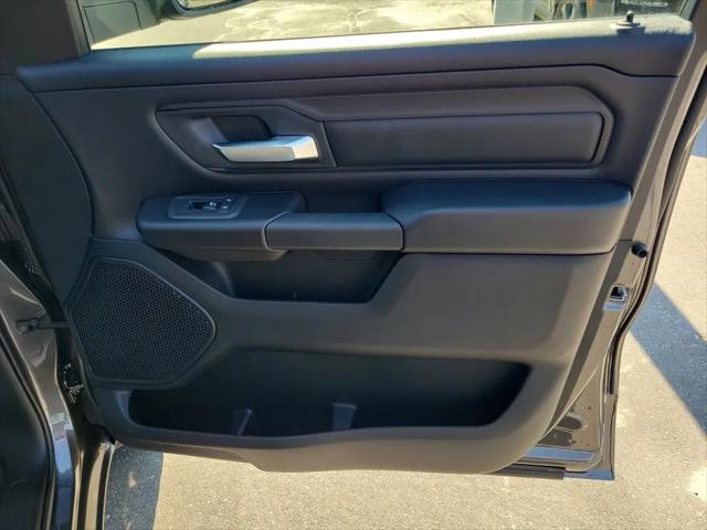 2026 Ram 1500 Express Crew Cab 4x4 57 Box