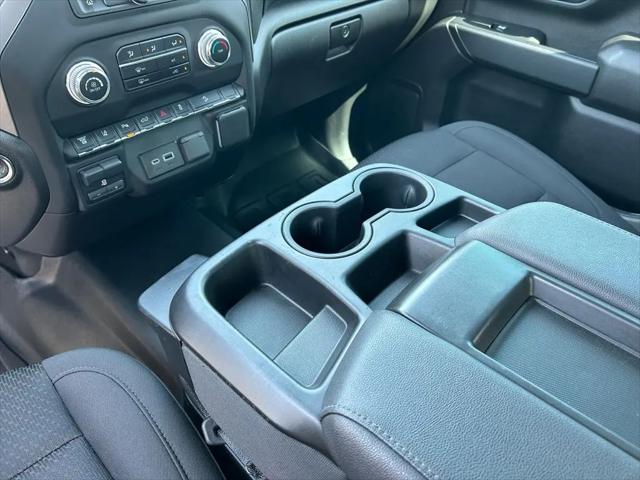 2025 GMC Sierra 2500HD 4WD Crew Cab Standard Bed Pro