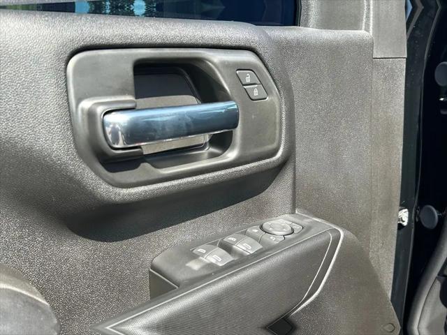 2025 GMC Sierra 2500HD 4WD Crew Cab Standard Bed Pro