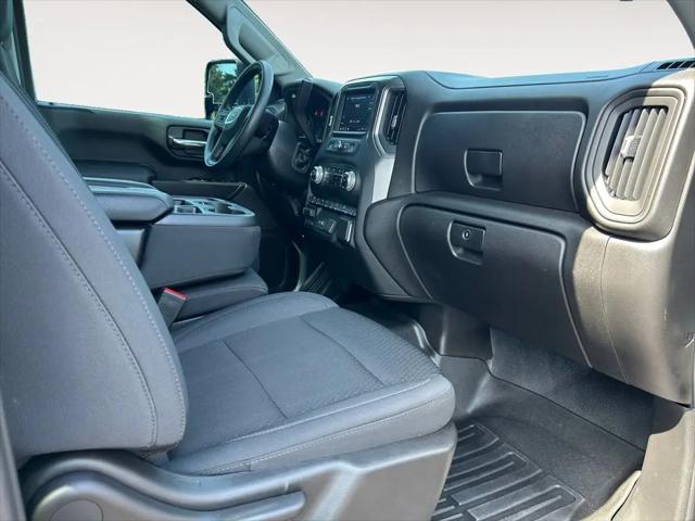 2025 GMC Sierra 2500HD 4WD Crew Cab Standard Bed Pro