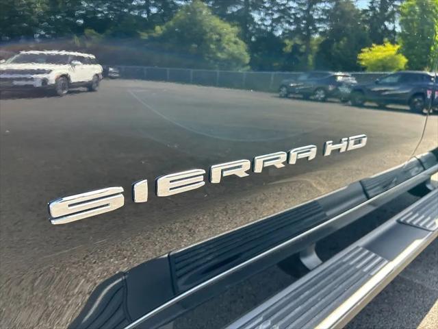 2025 GMC Sierra 2500HD 4WD Crew Cab Standard Bed Pro