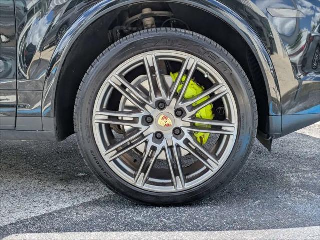 2017 Porsche Cayenne E-Hybrid S Platinum Edition
