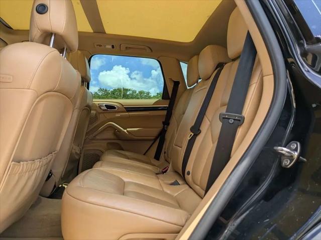 2017 Porsche Cayenne E-Hybrid S Platinum Edition