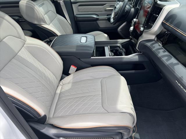 2025 Ram 1500 Tungsten Crew Cab 4x4 5'7" Box