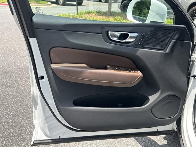 2020 Volvo XC60 T5 Momentum