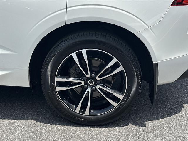 2020 Volvo XC60 T5 Momentum