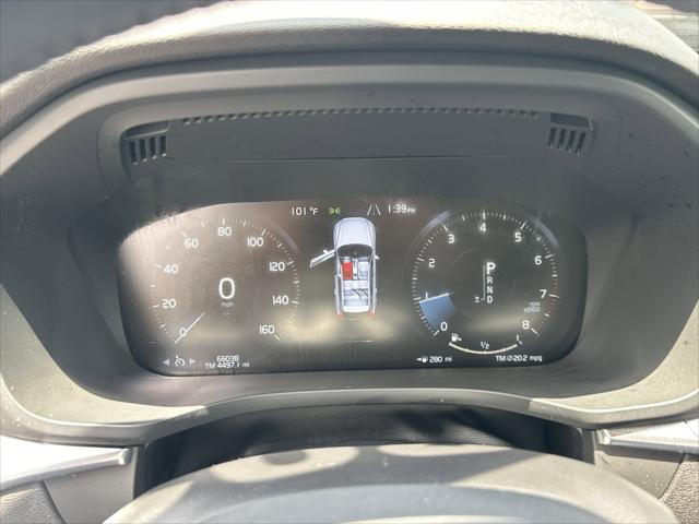 2020 Volvo XC60 T5 Momentum