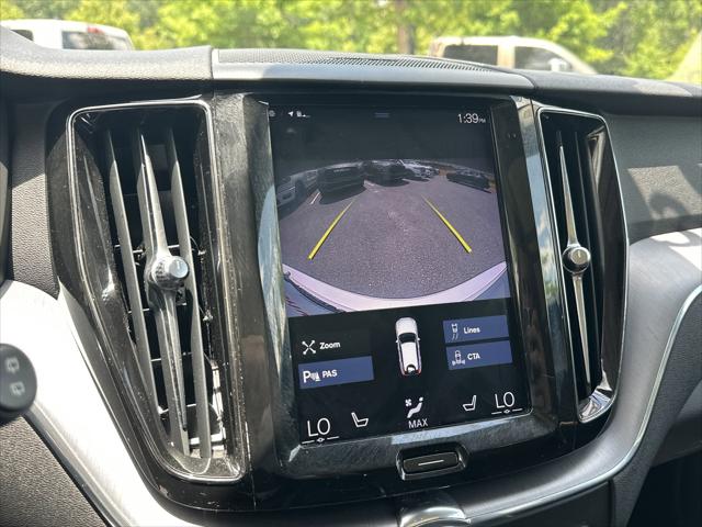 2020 Volvo XC60 T5 Momentum