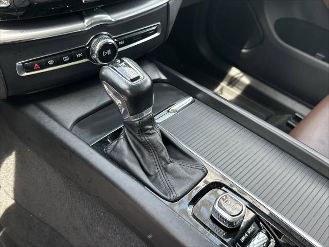 2020 Volvo XC60 T5 Momentum