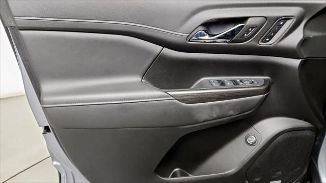 2023 GMC Acadia FWD SLT