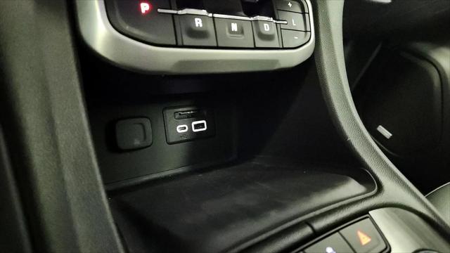 2023 GMC Acadia FWD SLT