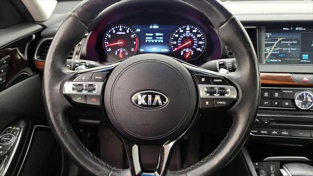 2017 Kia Cadenza Technology