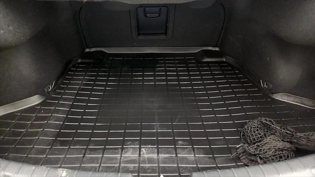 2017 Kia Cadenza Technology