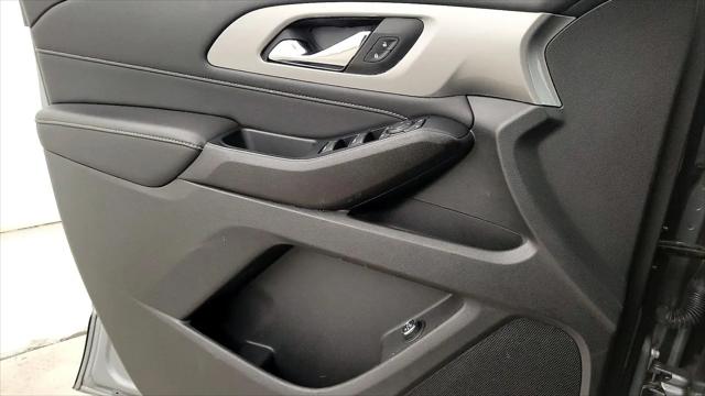 2023 Chevrolet Traverse AWD LT Leather