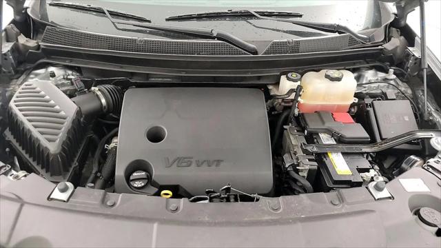 2023 Chevrolet Traverse AWD LT Leather