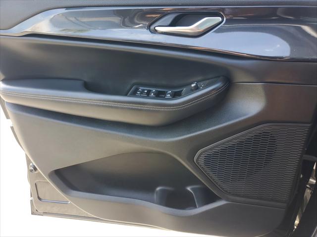 2023 Jeep Grand Cherokee Altitude 4x2