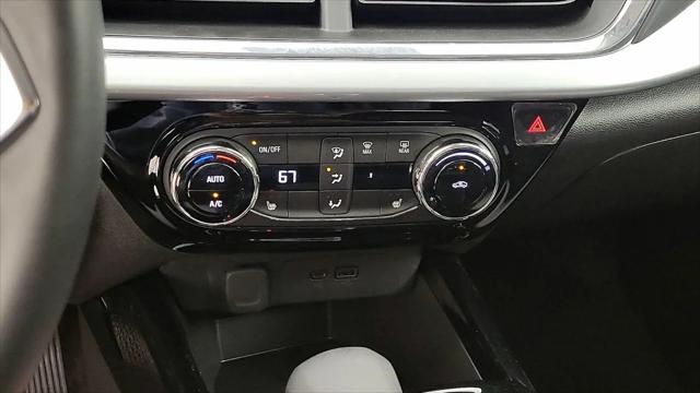2025 Chevrolet Trax FWD LT