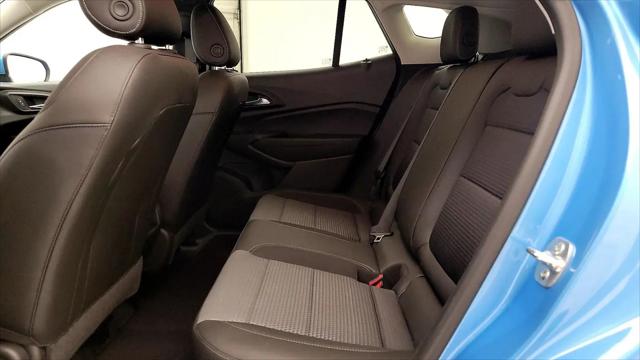 2025 Chevrolet Trax FWD LT