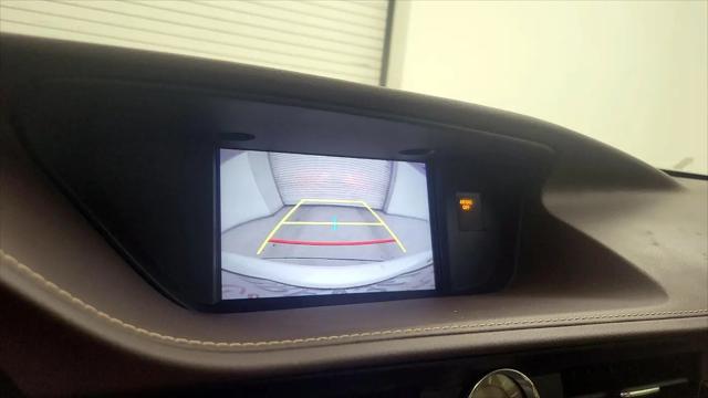 2017 Lexus ES 300h ES 300h