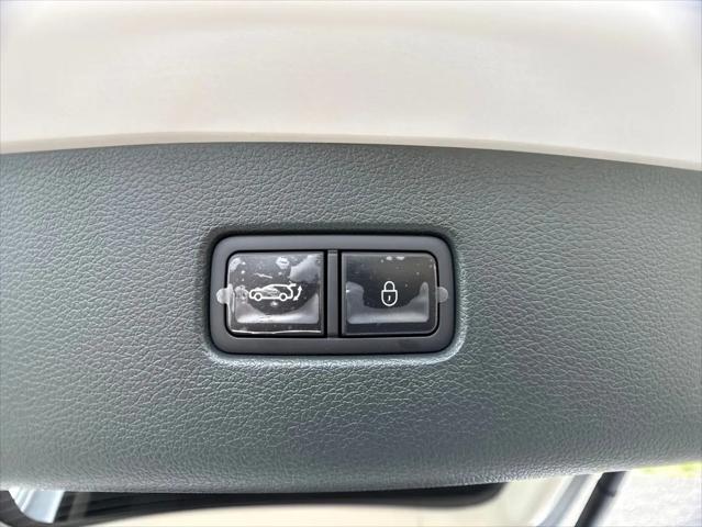 2025 Genesis GV80 2.5T Select AWD