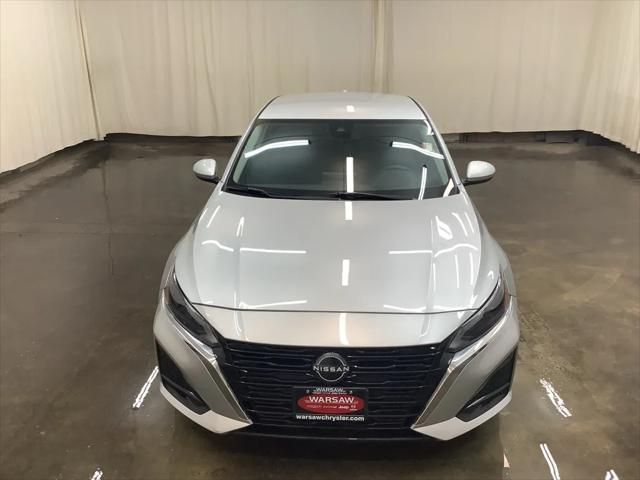 2023 Nissan Altima SV FWD