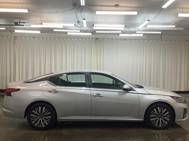 2023 Nissan Altima SV FWD