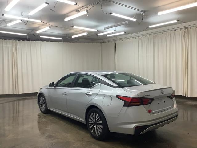 2023 Nissan Altima SV FWD
