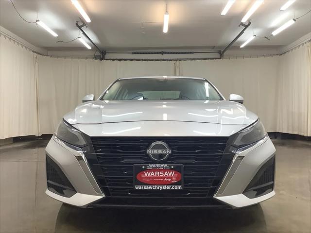 2023 Nissan Altima SV FWD