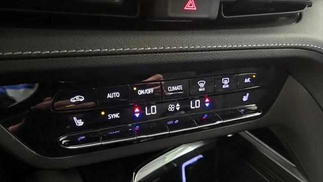 2023 Buick Envision Essence FWD