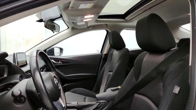 2016 Mazda Mazda3 i Touring