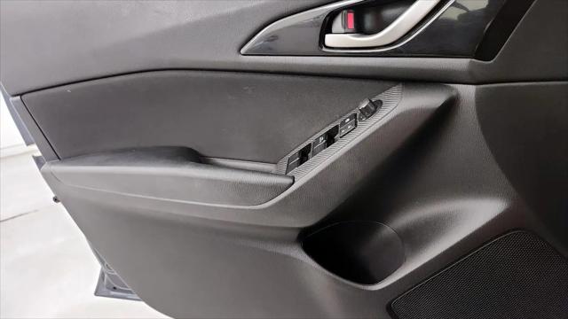 2016 Mazda Mazda3 i Touring