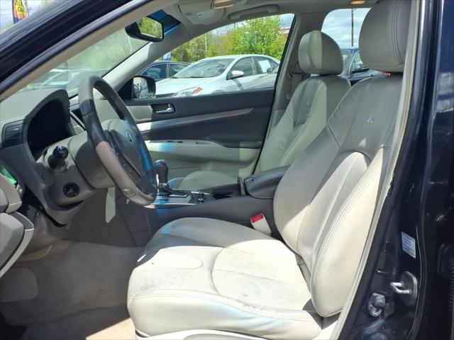 2012 INFINITI G37 x