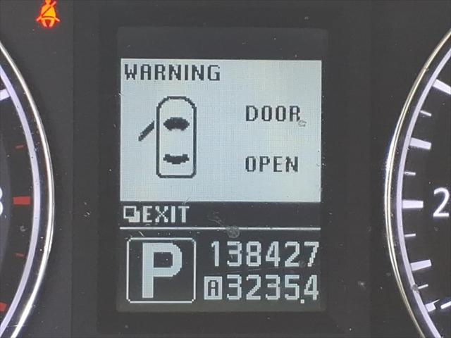 2012 INFINITI G37 x