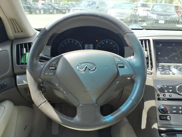 2012 INFINITI G37 x