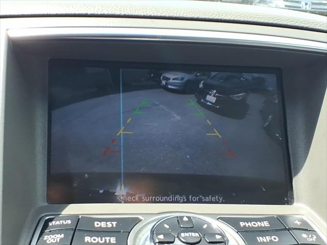 2012 INFINITI G37 x