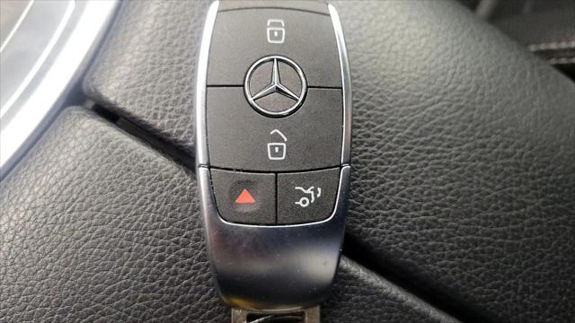 2022 Mercedes-Benz GLC 4MATIC SUV