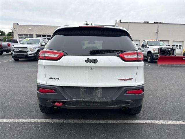 2017 Jeep Cherokee Trailhawk 4x4 2017 Jeep Cherokee Trailhawk 4x4