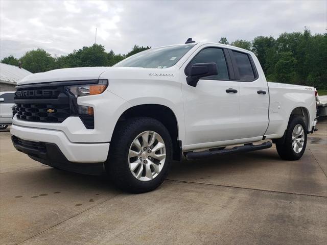 2023 Chevrolet Silverado 1500 4WD Double Cab Standard Bed Custom