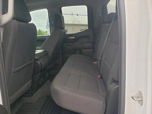 2023 Chevrolet Silverado 1500 4WD Double Cab Standard Bed Custom