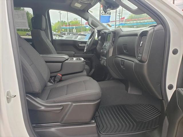 2023 Chevrolet Silverado 1500 4WD Double Cab Standard Bed Custom