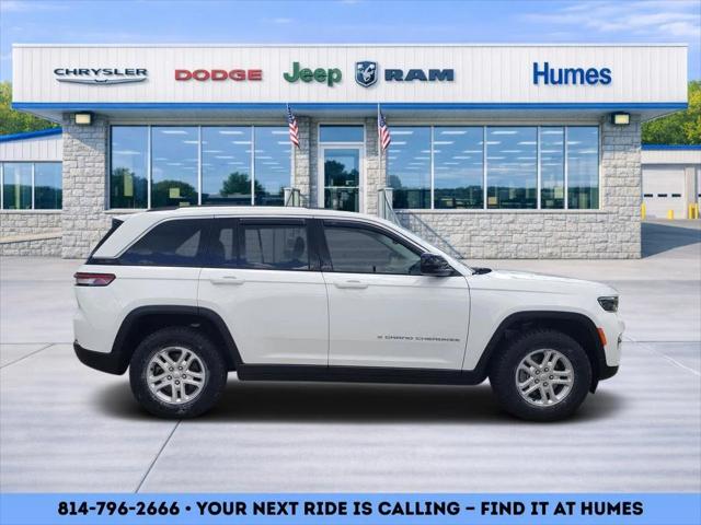 2023 Jeep Grand Cherokee Laredo 4x4 2023 Jeep Grand Cherokee Laredo 4x4