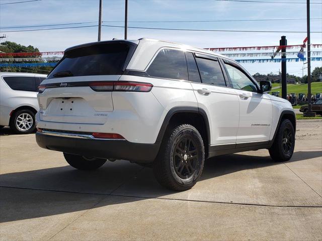 2023 Jeep Grand Cherokee Laredo 4x4 2023 Jeep Grand Cherokee Laredo 4x4
