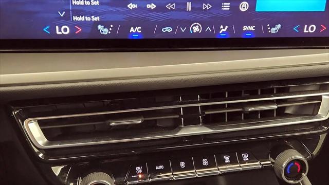 2024 Chevrolet Traverse FWD LT