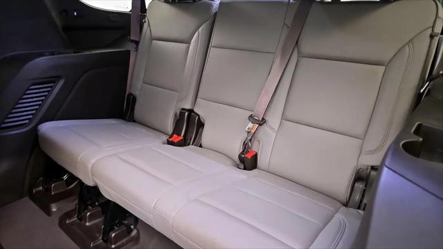 2023 GMC Yukon 4WD SLT