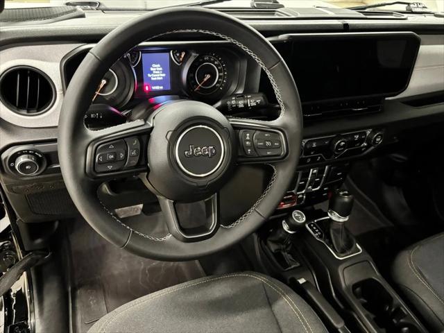 2025 Jeep Wrangler 4-Door Willys 4x4