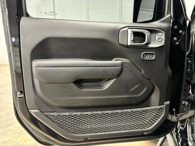 2025 Jeep Wrangler 4-Door Willys 4x4